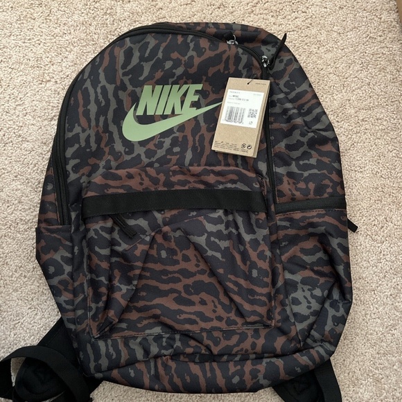 nike heritage animal backpack